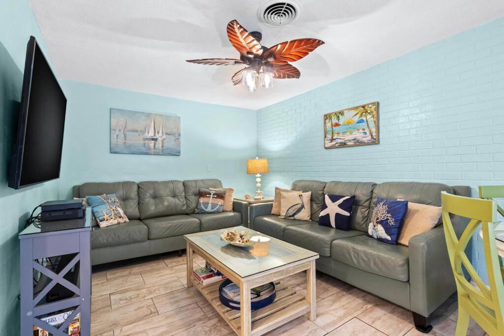 Perfect For Family Gatherings With A Heated Pool! - Clearwater'S Clear Choice Kültér fotó
